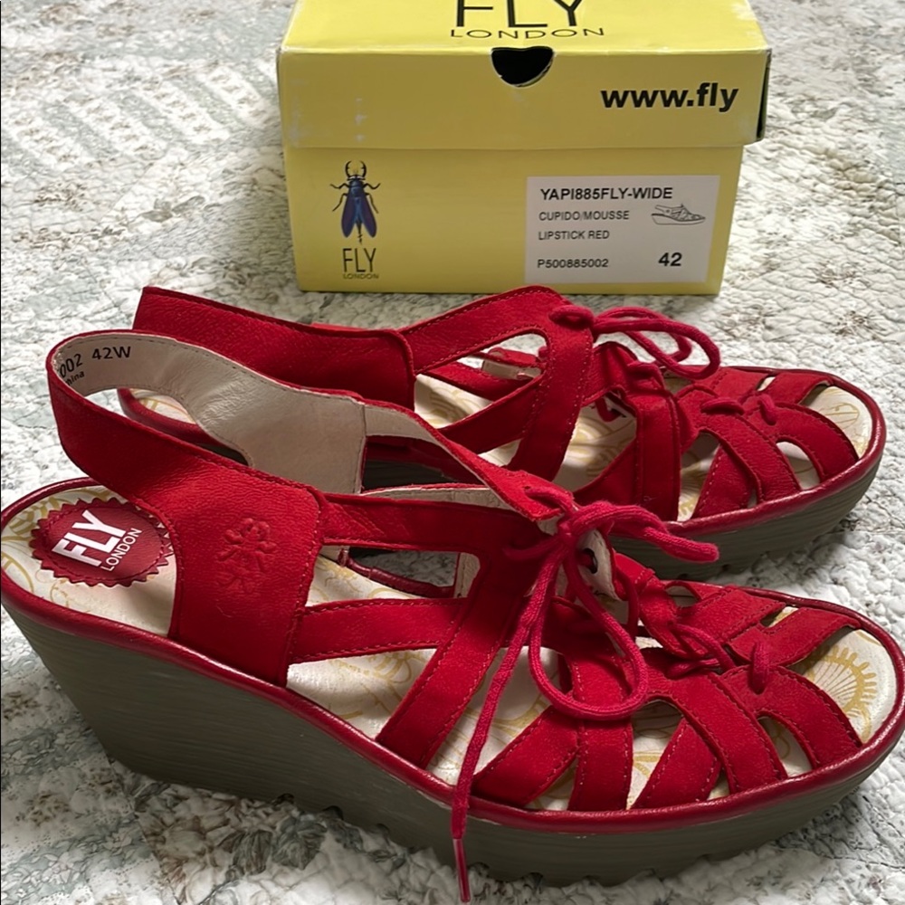 Fly London Red Women's Sandals
